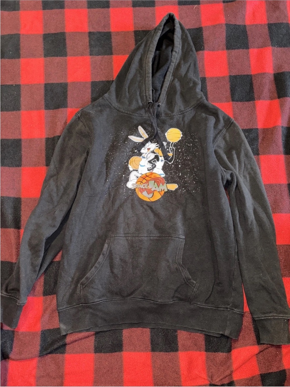 Men's Black Pullover Hoodie with Basketball Graphic